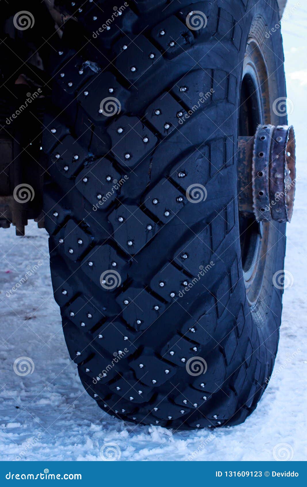Studded tires on snow stock image. Image of close, outdoor 131609123