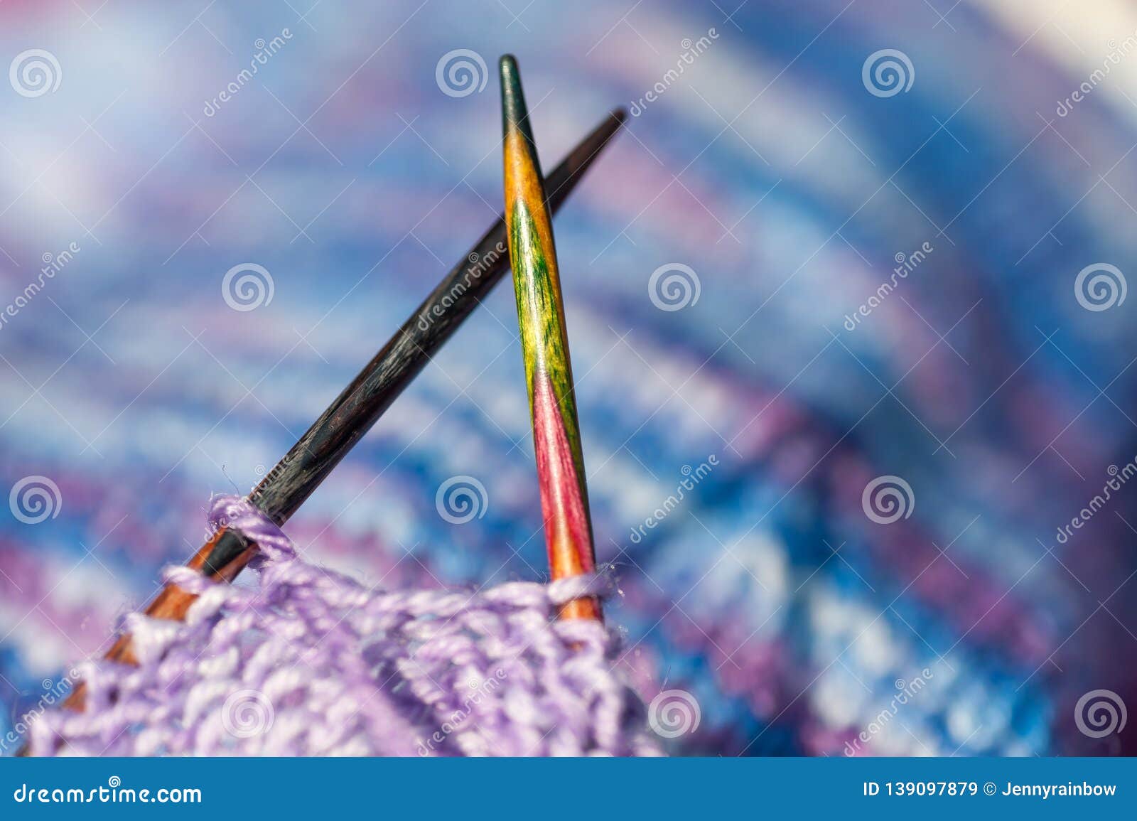 Macro of Knitting Needles with Pale Purple Yarn Stock Image - Image of ...