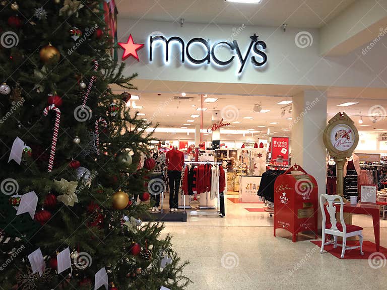 MACY S CHRISTMAS SALE editorial photography. Image of macy 48045927