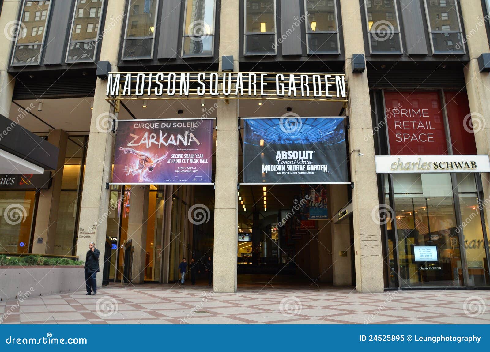 Madison Square Garden Reissen Hin Redaktionelles Bild Bild Von