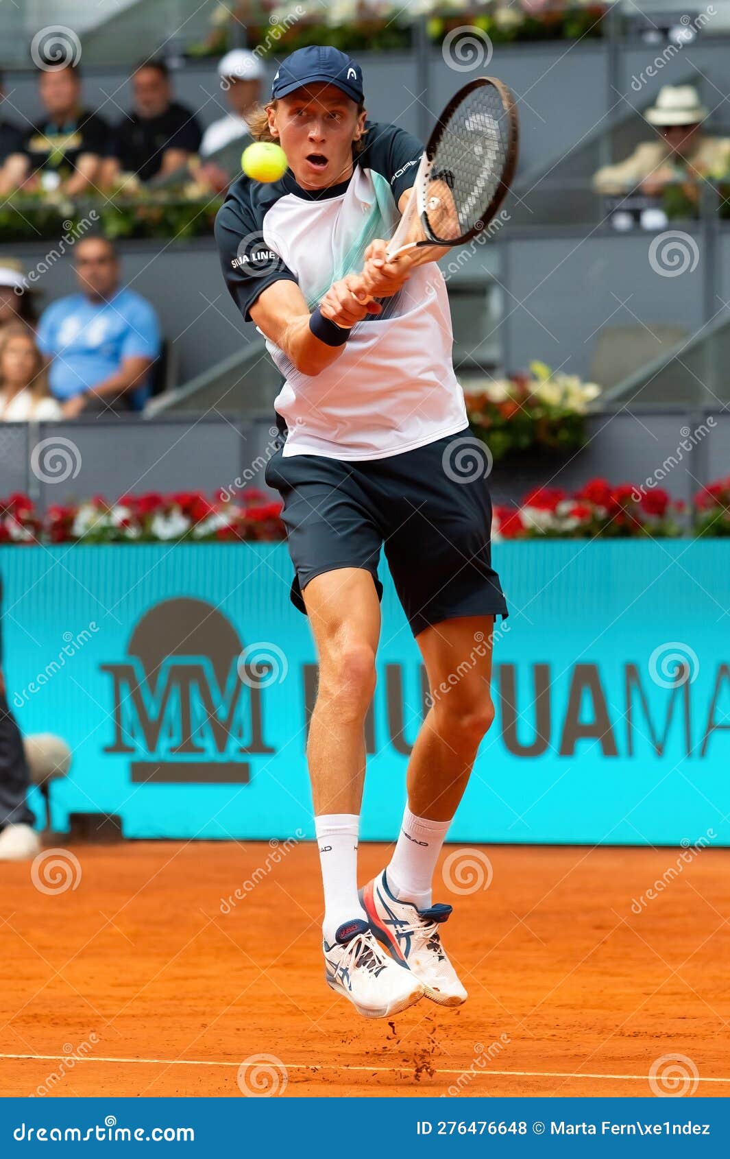 Madrid, Spain April 28.2025 Tennis Match at the Mutua Madrid Open