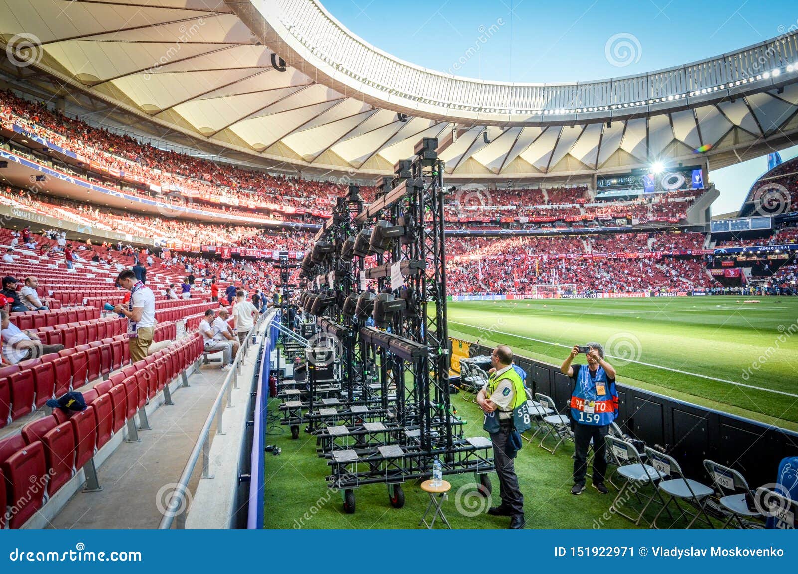 Madrid, Spain - 01 MAY 2019: General View Wanda Metropolitano Stadium in Daytime during the UEFA Champions League 2019 Editorial Photo - Image of football, exercise: 151922971