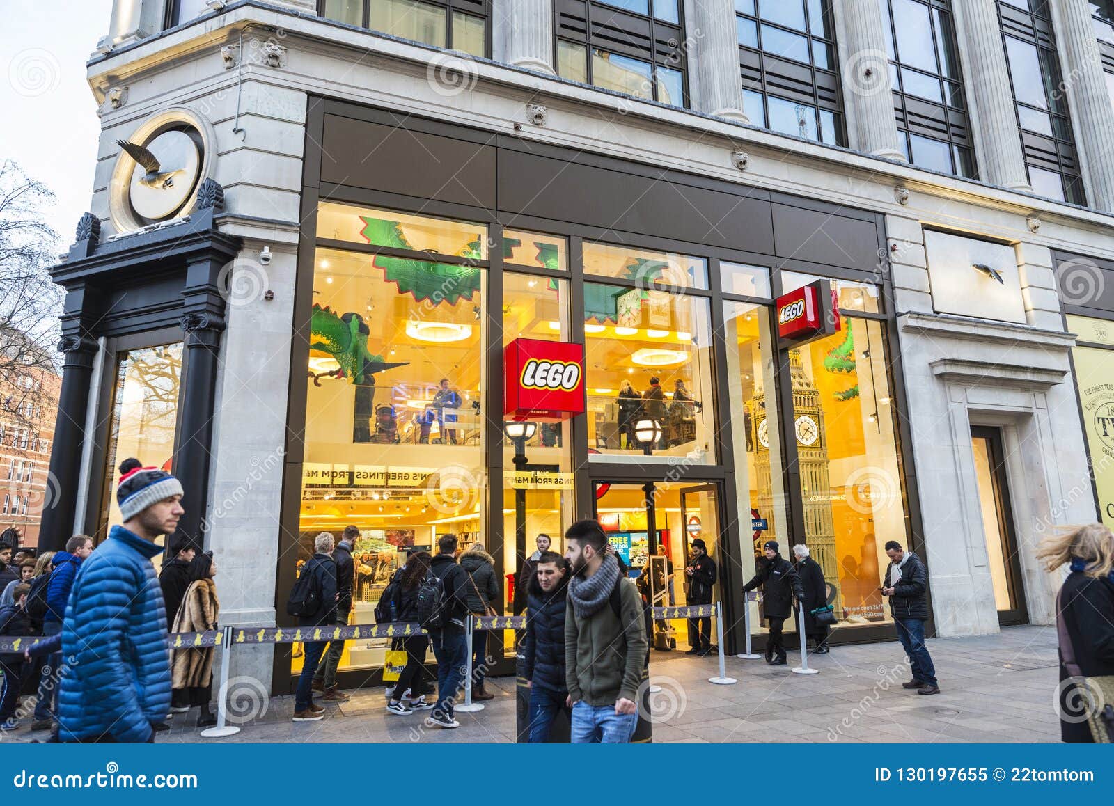 Magasin De Lego à Londres, Angleterre, Royaume-Uni Image éditorial