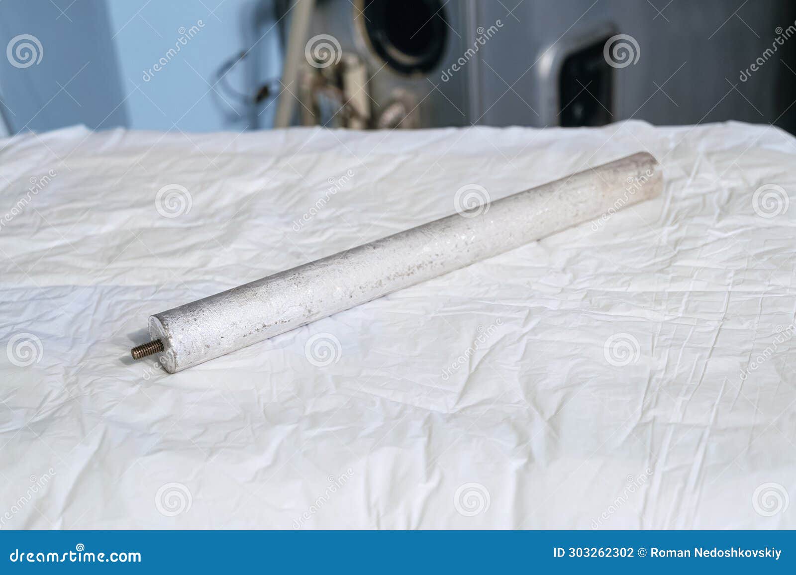Magnesium Anode for Heating Element of an Electric Water Heater Stock