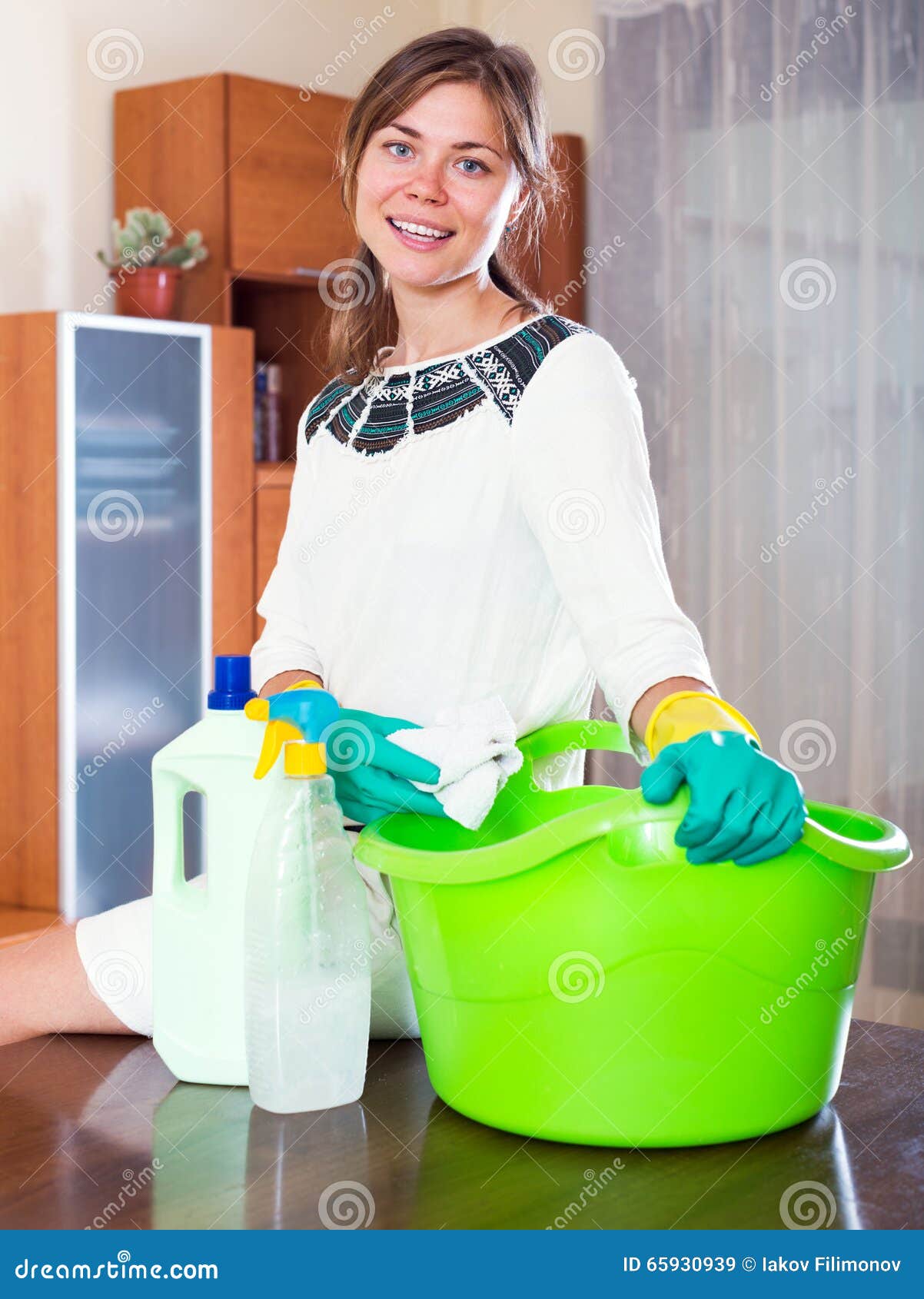 The maid cleans the house stock image. Image of hoovering 65930939