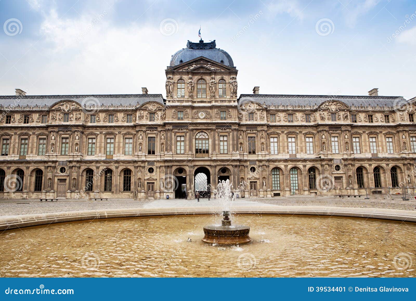 The Main Entrance of Louvre Museum Stock Image Image of history, clock 39534401