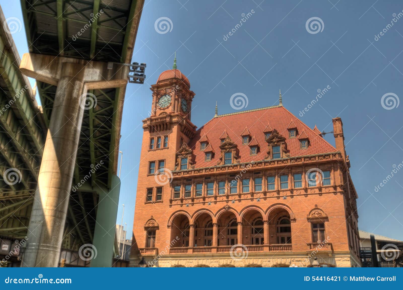 main street train station