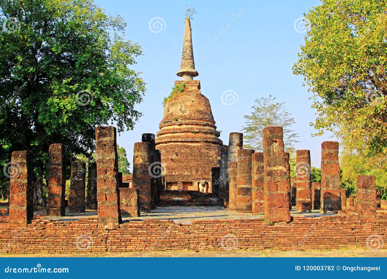 wat chang lom, sukhothai, thailand