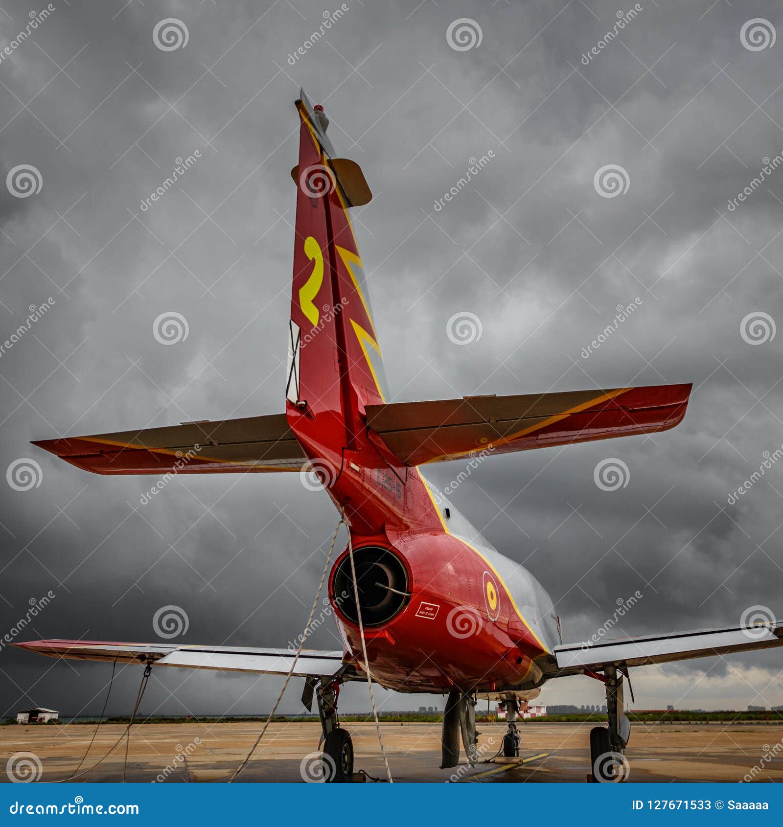 Maison Avancee C 101 Aviojet D Entraineur De Jet Connu Sous Le Nom D Eagle Patrol Vue Arriere Photo Stock Editorial Image Du Agressif Garage Maison Avancee C 101 Aviojet D Entraineur De Jet Connu Sous Le Nom D Eagle Patrol Vue Arriere Photo Stock Editorial Image Du Agressif Garage