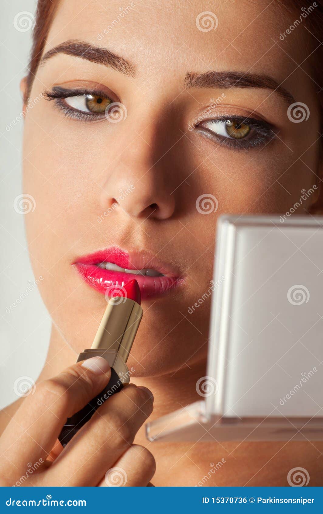 Makeup Lippenstift 3 stock foto. Image of wimpers 15370736