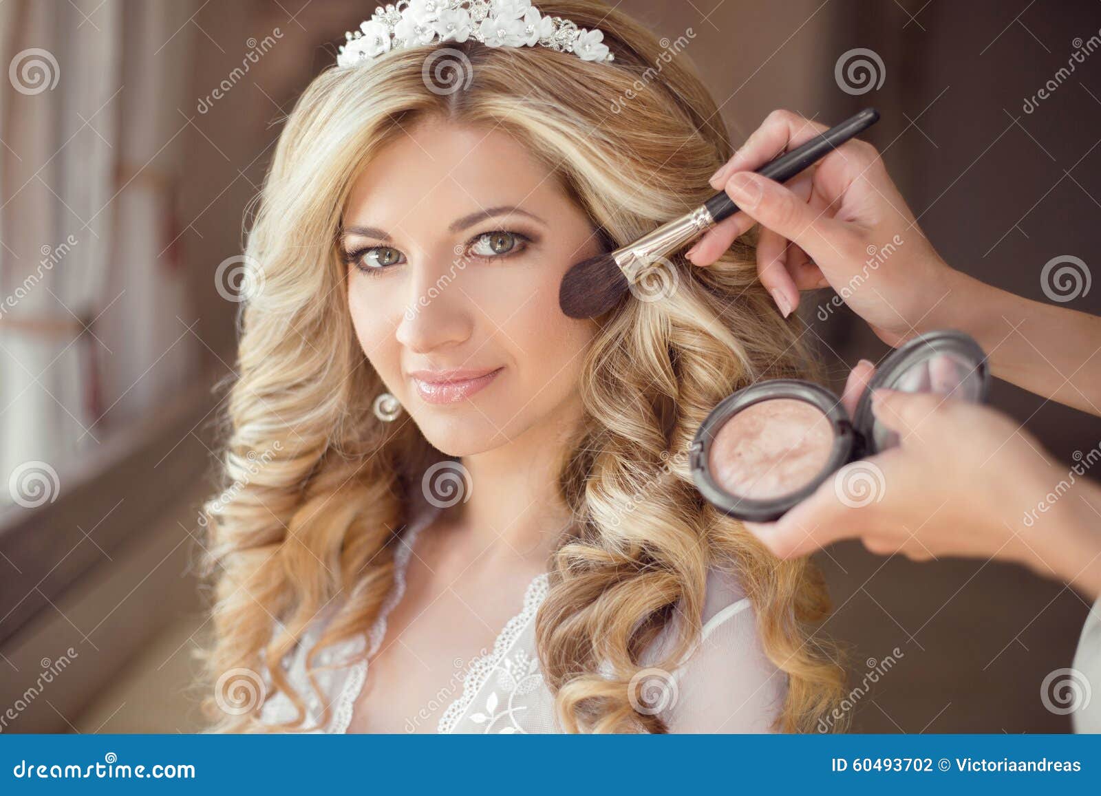 4,514 Hair Styling Wedding Stock Photos - Free & Royalty-Free Stock Photos from Dreamstime 4,514 Hair Styling Wedding Stock Photos - Free & Royalty-Free Stock Photos from Dreamstime