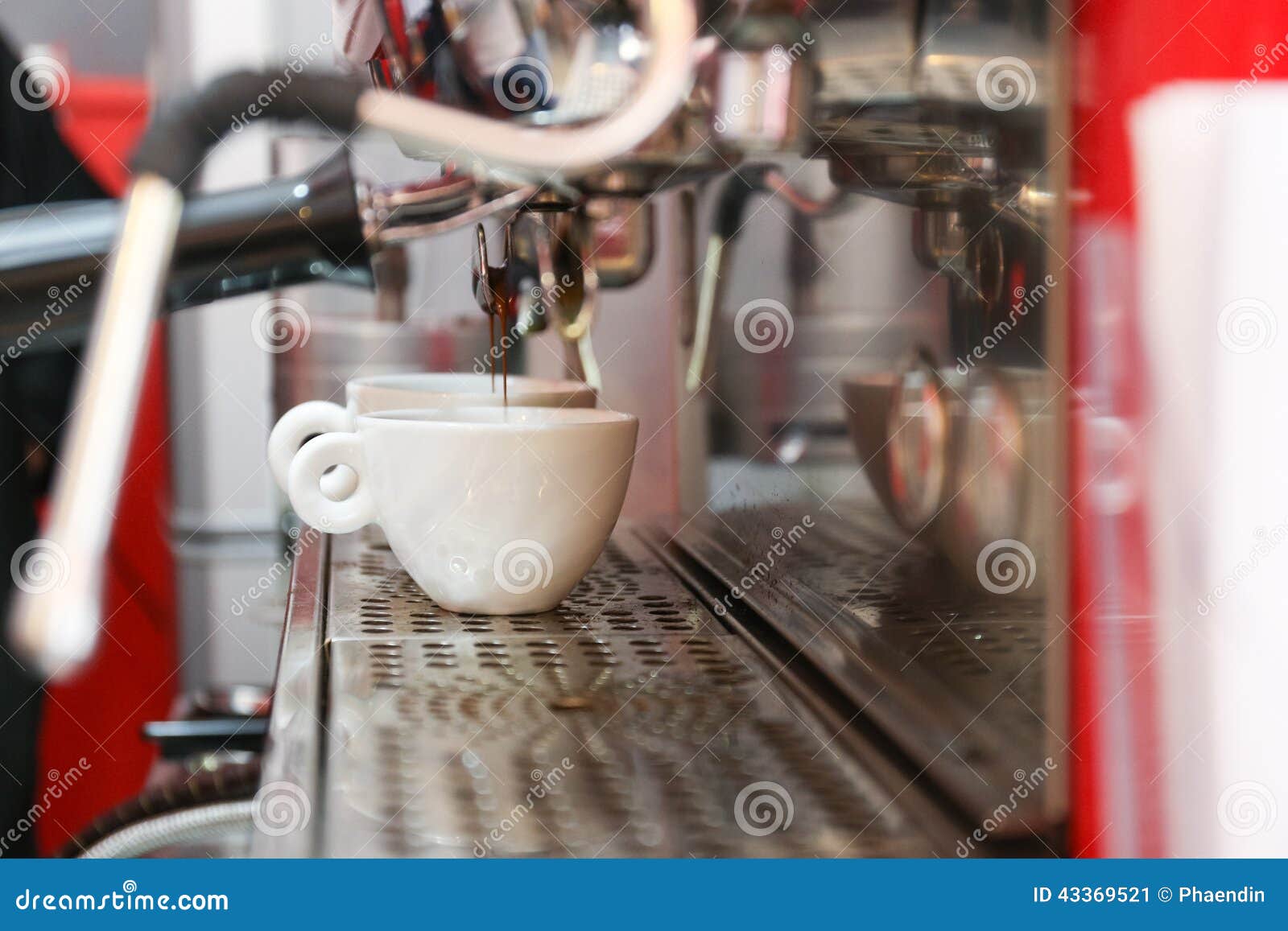 Double Shot Espresso Machine for Perfect Coffee