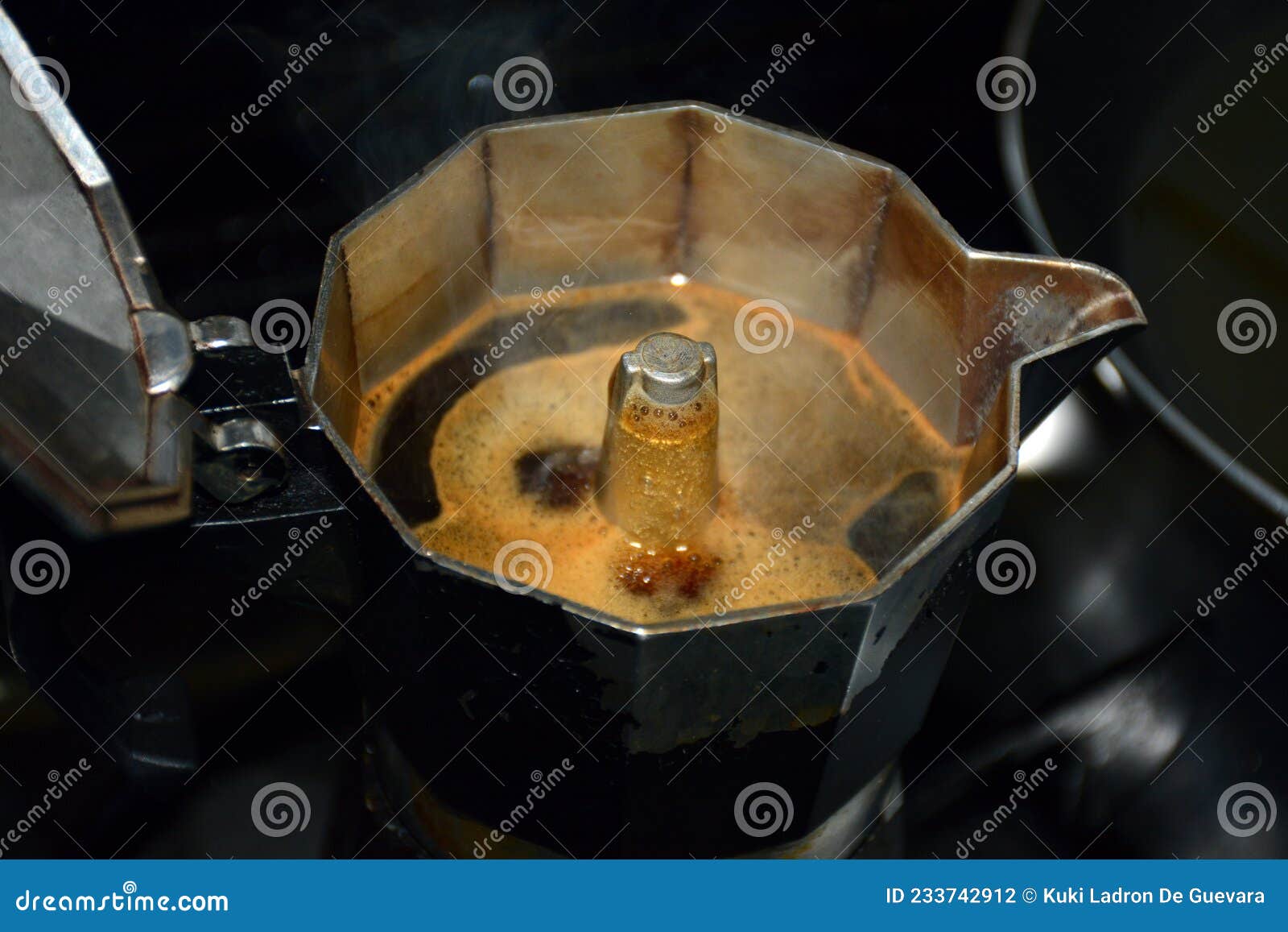 making espresso in an italian coffee maker