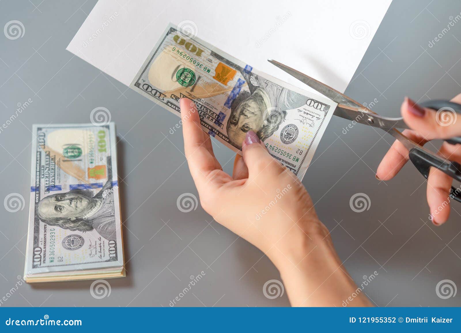 making-fake-dollars-process-make-counter