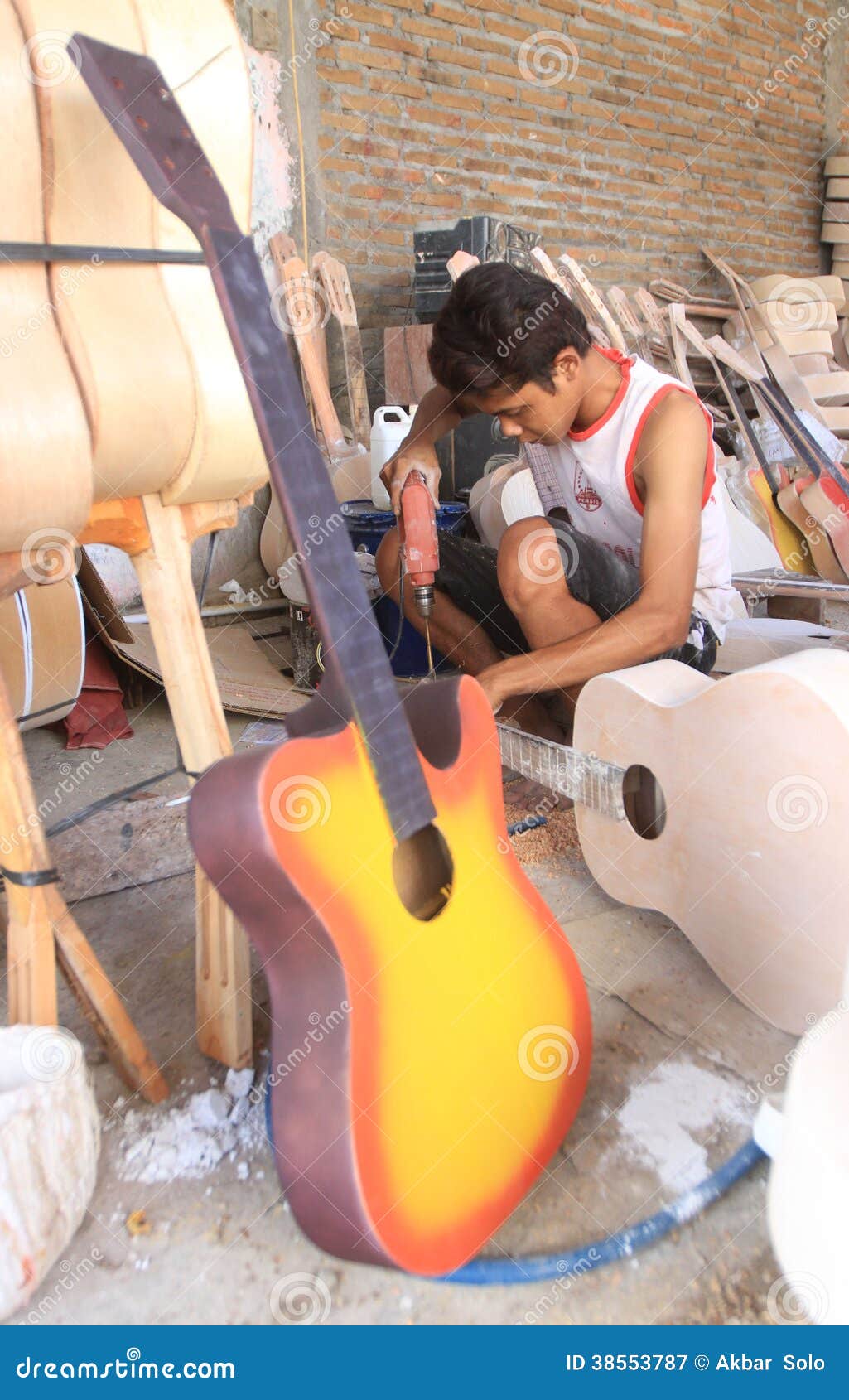 Making guitar editorial photography. Image of detail 38553787