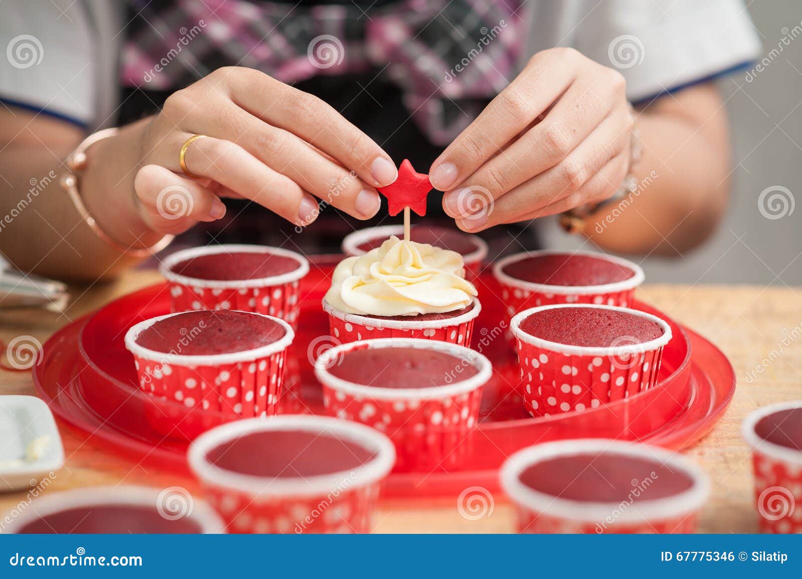 120 Fondant Tools Stock Photos - Free & Royalty-Free Stock Photos from  Dreamstime
