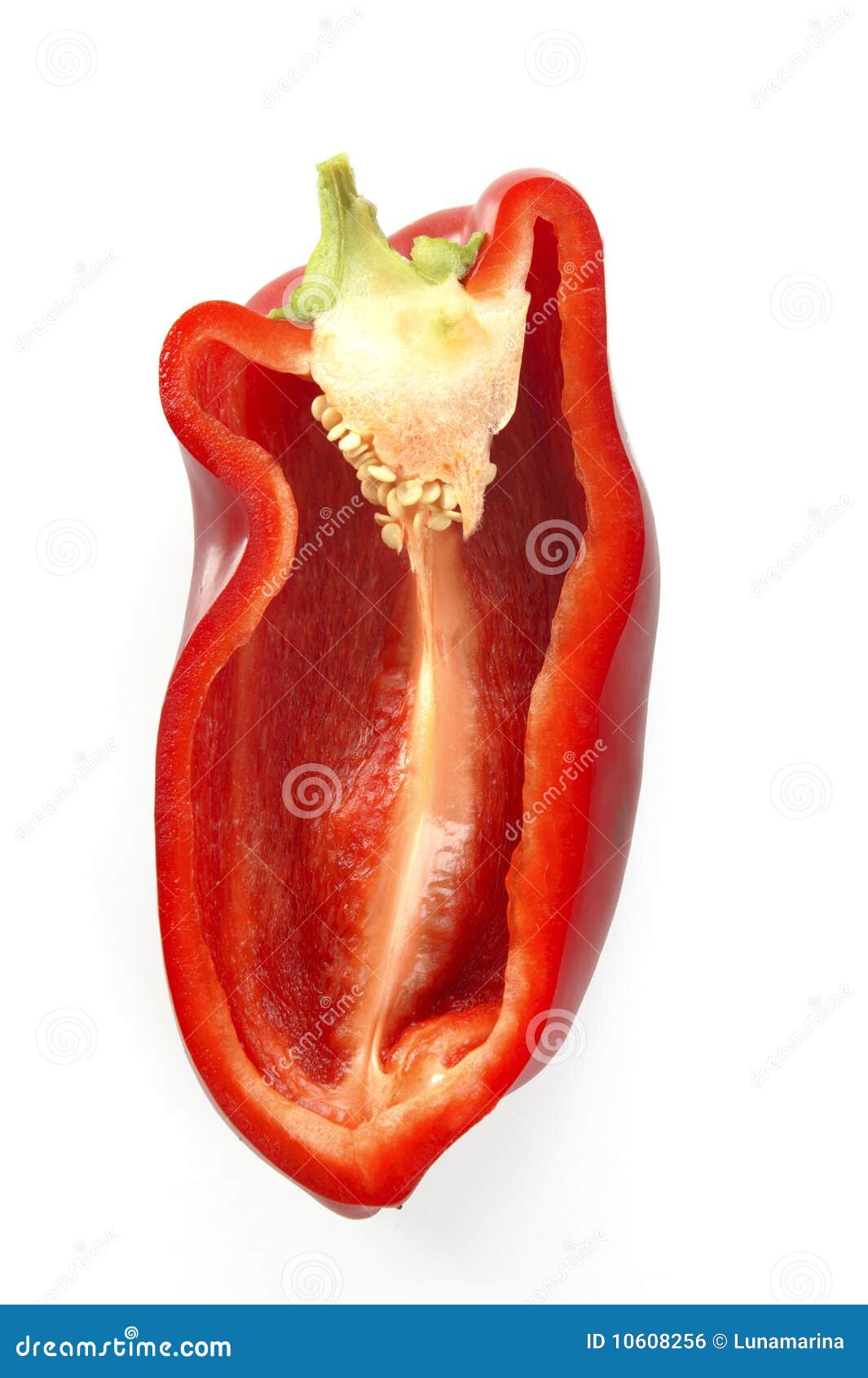 Makro Roter Pfeffer Des Halben Schnittes Stockfoto - Bild von schnitt