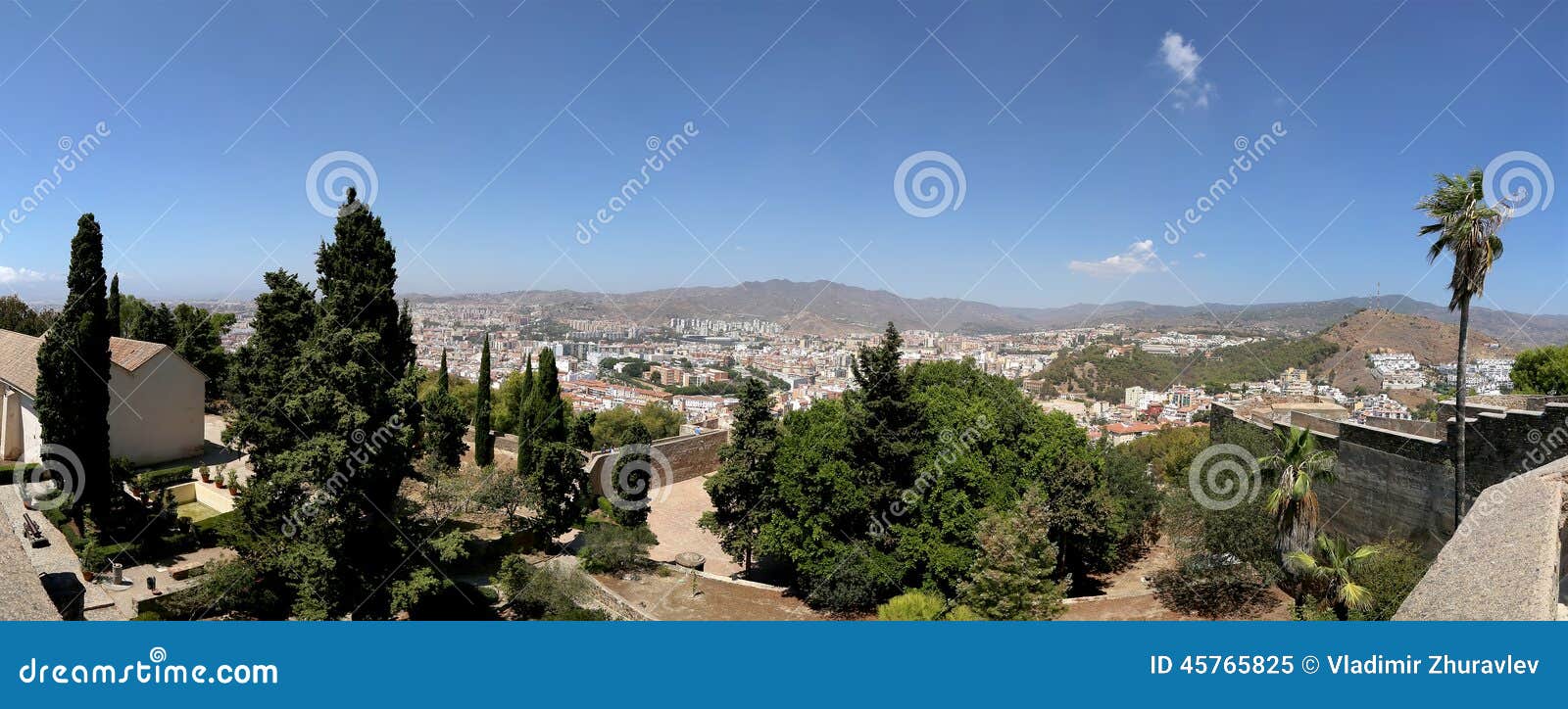 Malaga in Andalusia, Spanje Luchtmening (panorama) van de stad