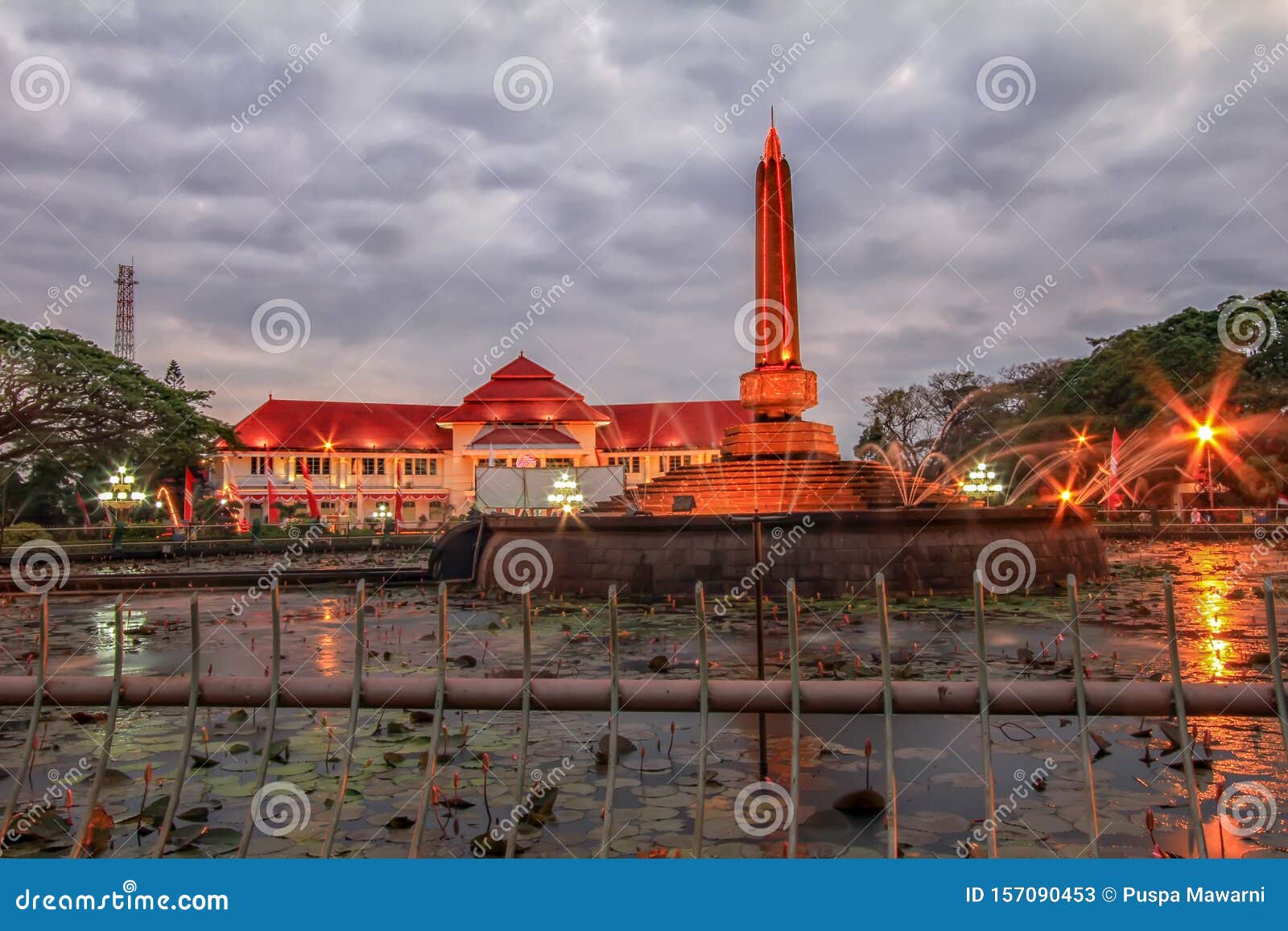 Beautiful Malang Tugu Square Or Km 0 Malang With Beautiful Park At The Night Stock Image Image Of Background Arema 157090453