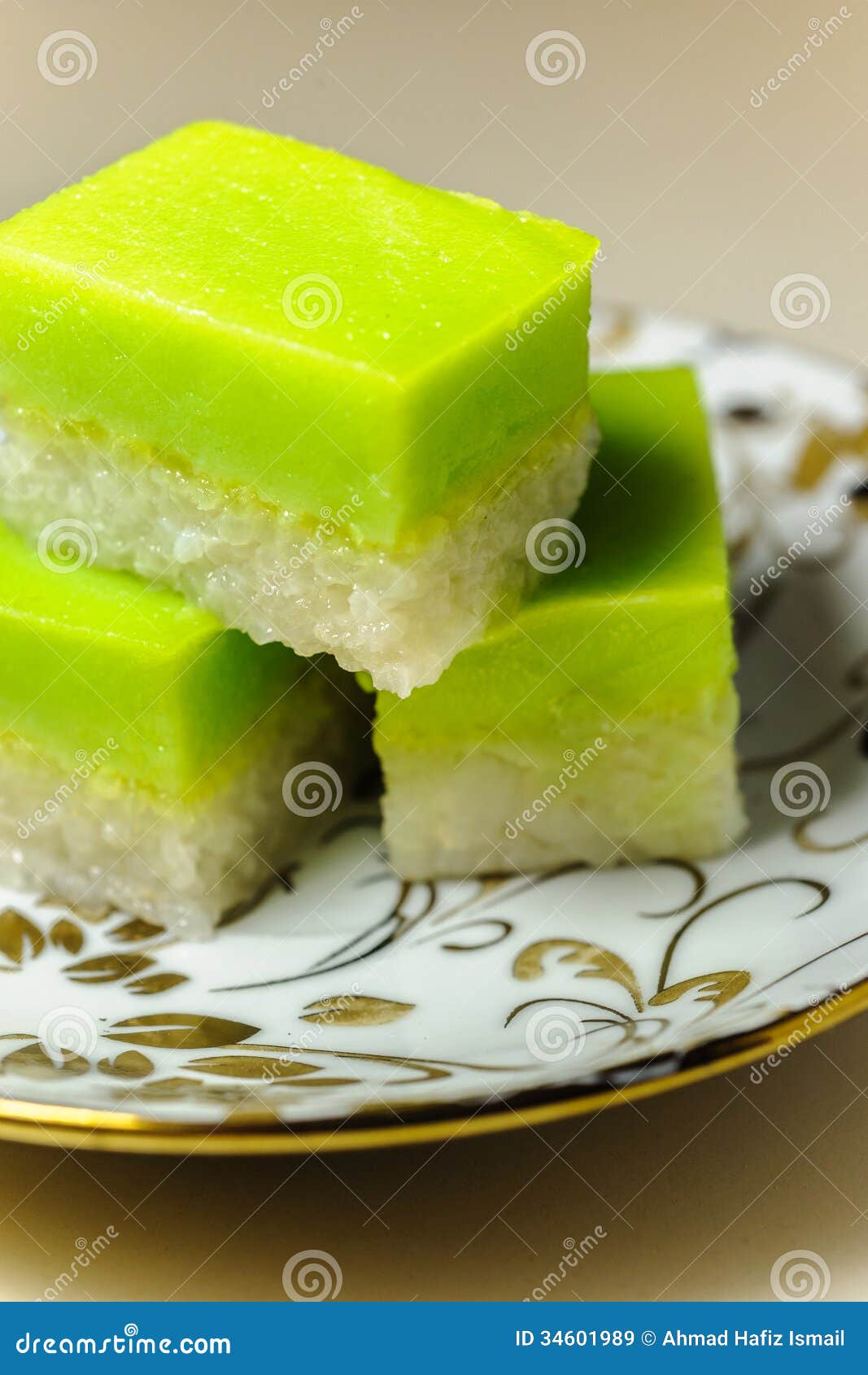 Malay Traditional Dessert - Seri Muka On A Fancy Plate 