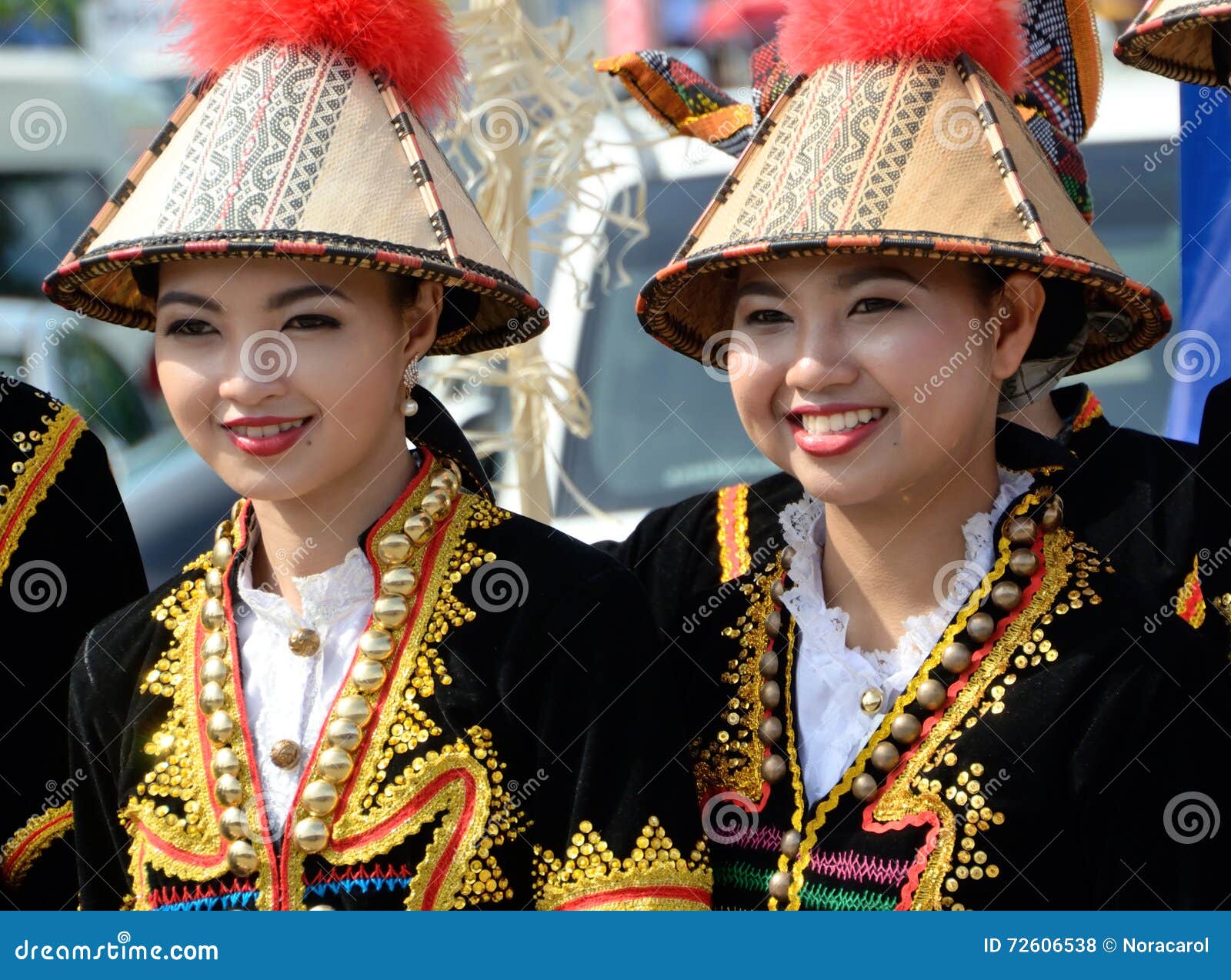 Malaysian Man From Ethnic Dusun Lotud In Traditional Costume Editorial