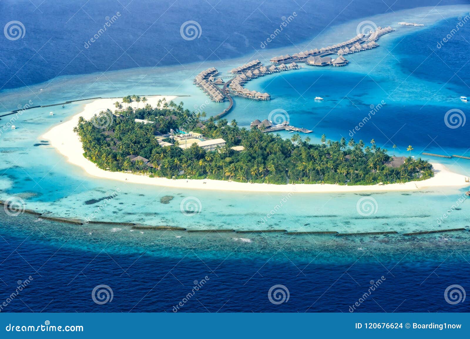 maldives island vacation paradise sea halaveli resort ari atoll