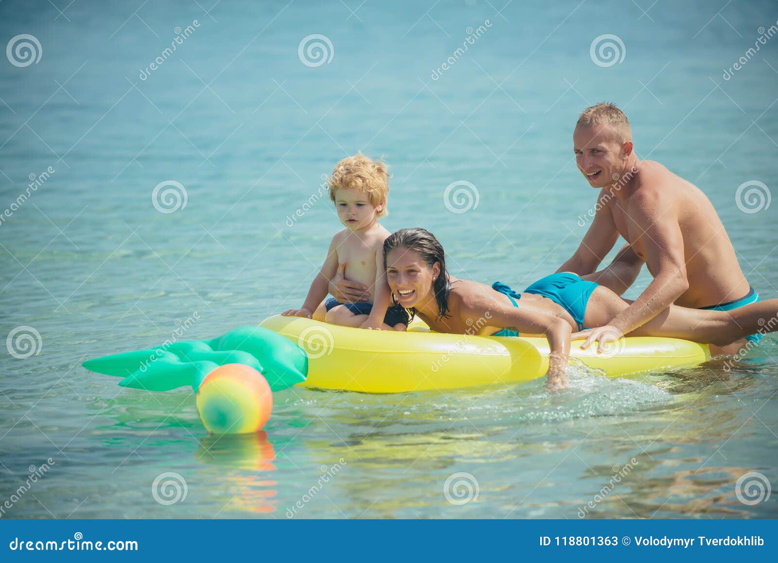 Maldives Miami Beach Activity Joy Pineapple Inflatable Air
