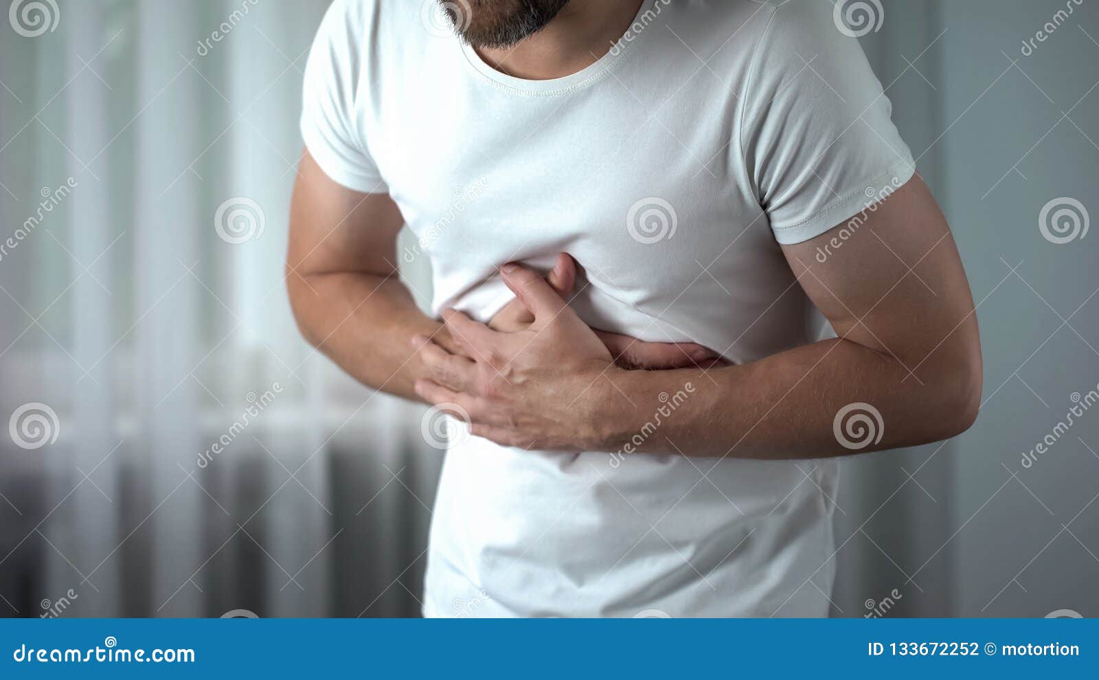 male feeling stomach pain at home, gastritis symptom, peptic ulcer, pancreatitis