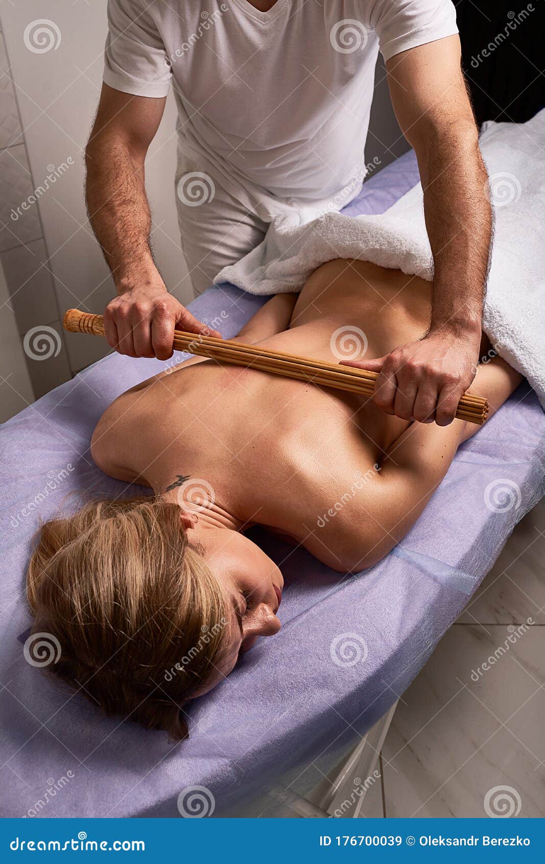 Female naked massage Erotic Nude