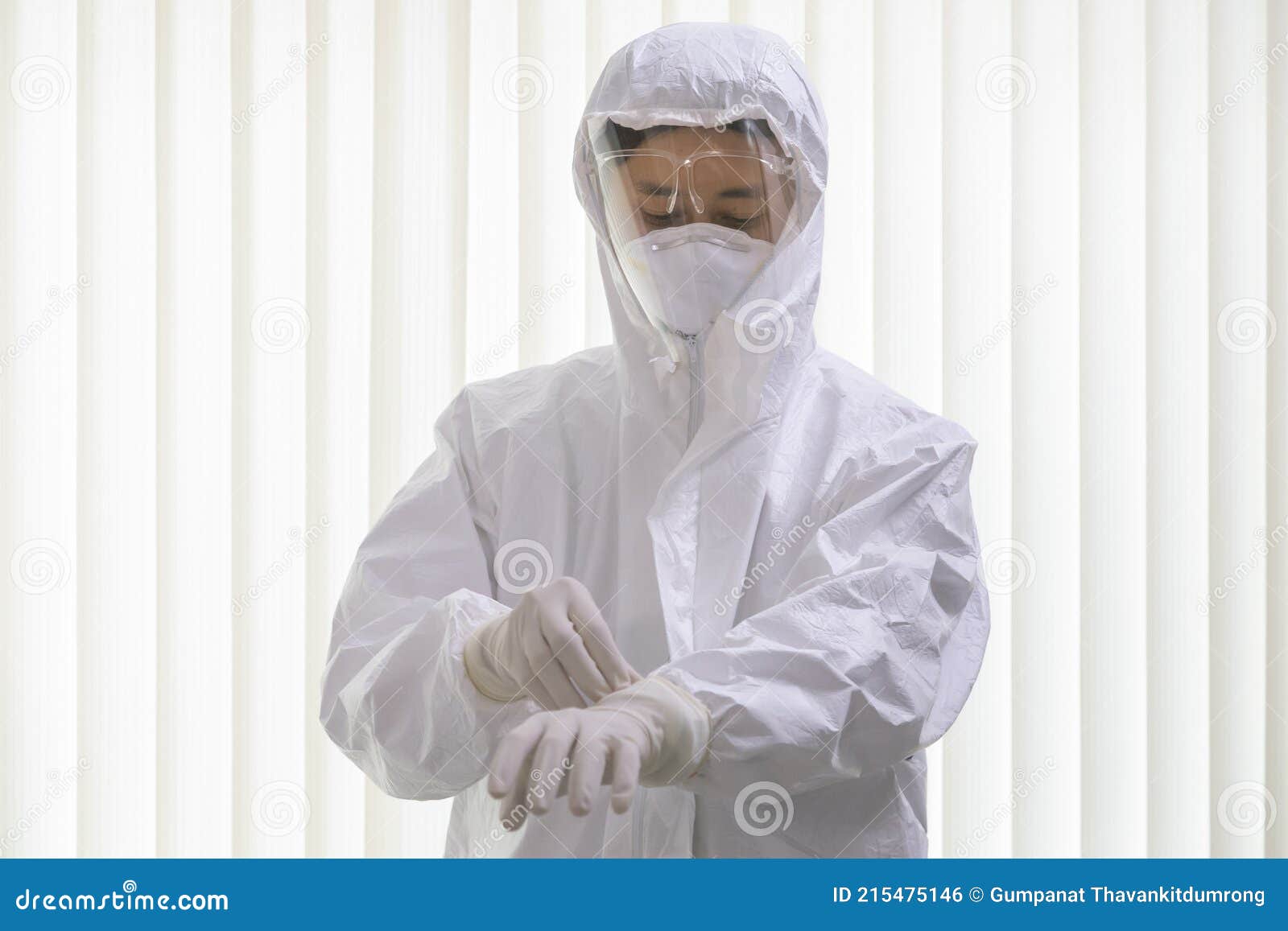 Male Nurse or Doctor Wearing Ppe Suit and Facemask Perform Coronavirus ...