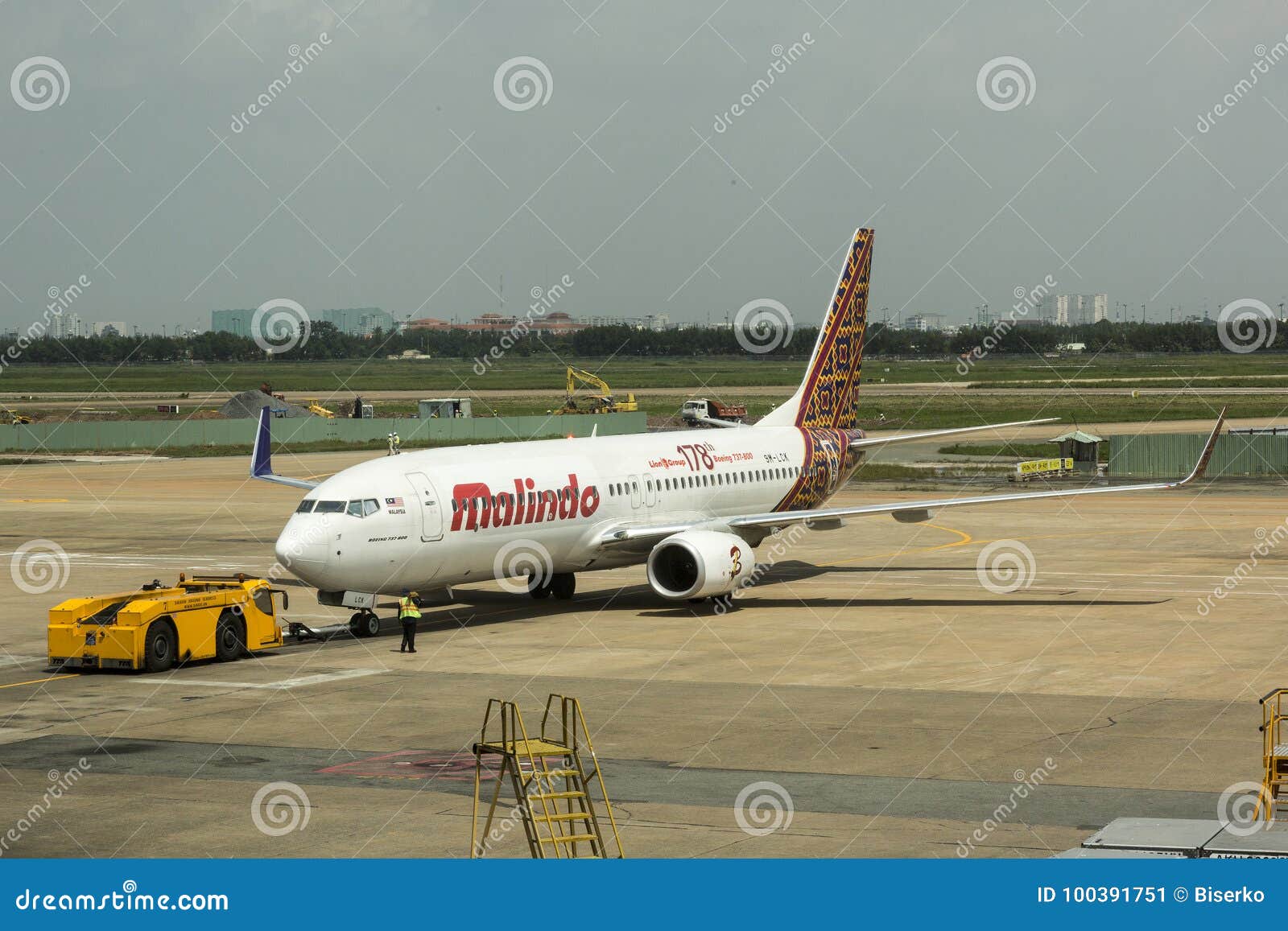 Malindo Air Airline Logo On The Mobile Phone Screen With A Plane ...