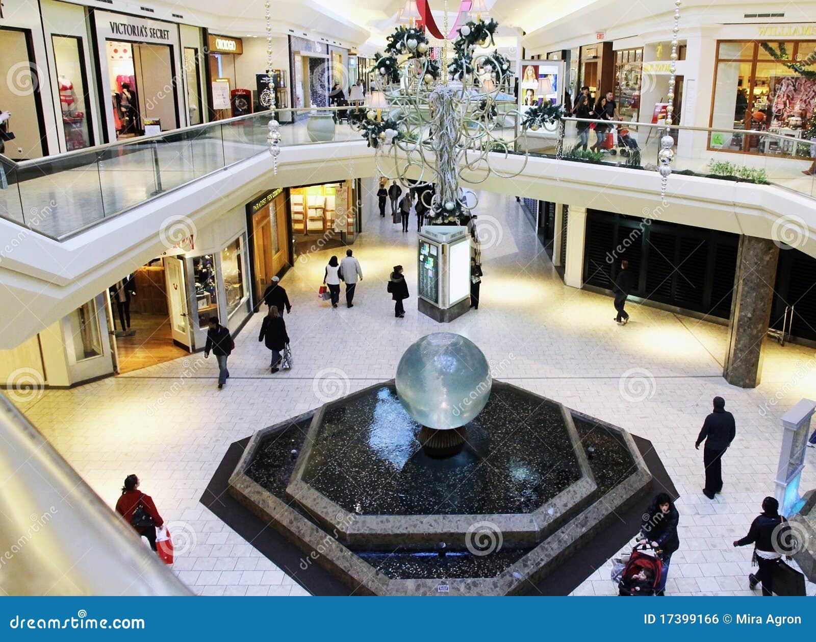 Mall Interior editorial photo. Image of shoppers, interior - 17399166