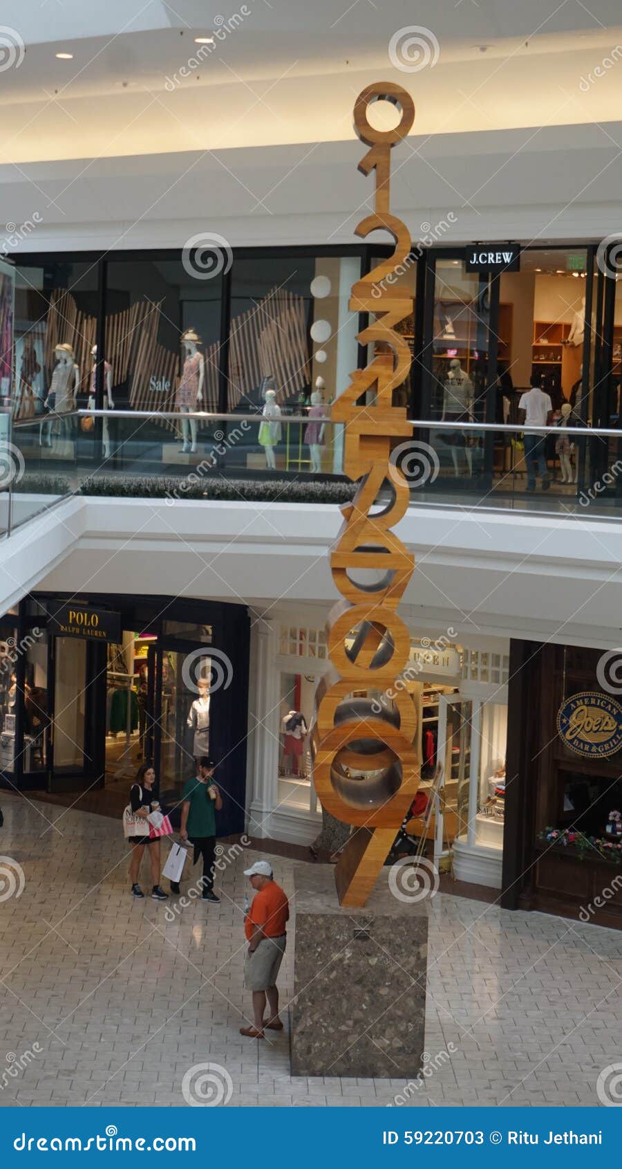 The Mall at Short Hills in New Jersey Editorial Stock Photo - Image of  commerce, escalator: 59220703