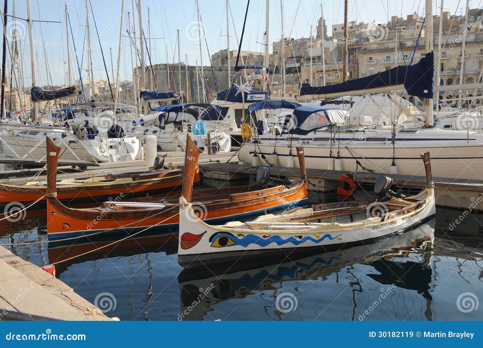 Maltese Dghajsa editorial stock image. Image of sailor - 30182119