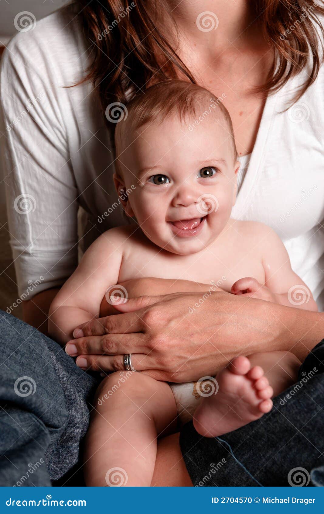 Mama e hijo foto de archivo. Imagen de seguro, sonrisa - 2704570