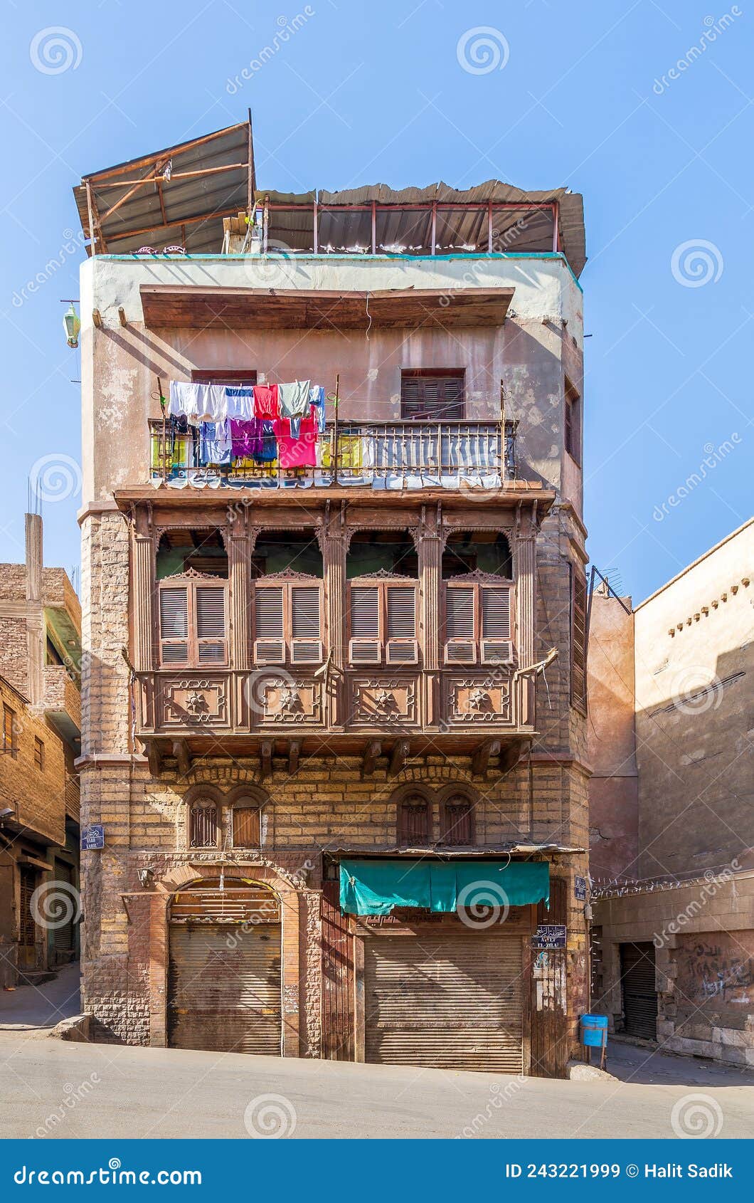 mamluk era style oriel window with interleaved wooden grid - mashrabiya, at historic sokkar house, bab al wazir district