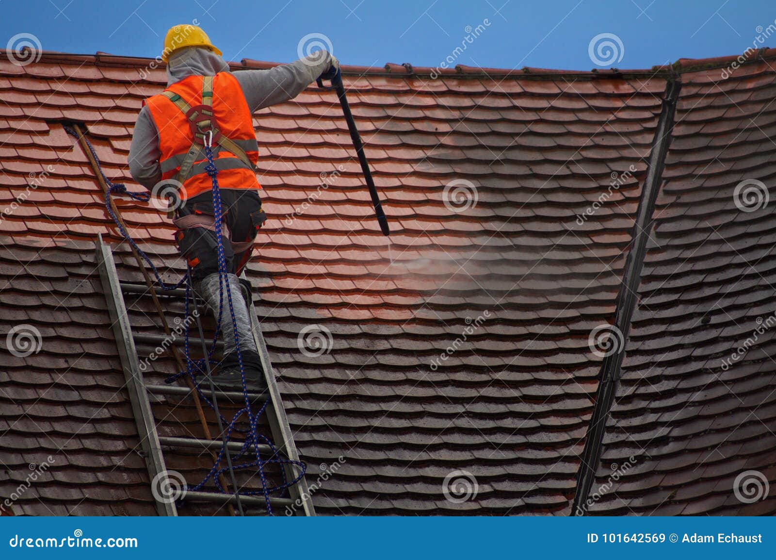 roof washing