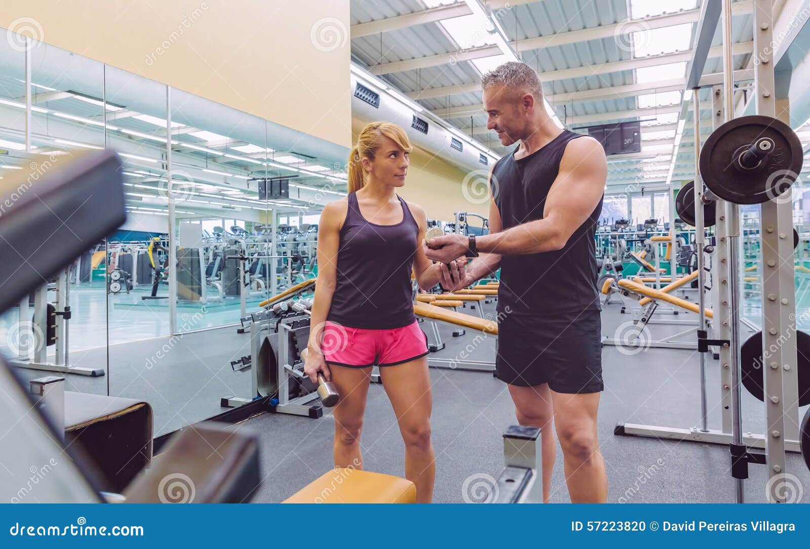 17,504 Male Personal Trainer Stock Photos - Free & Royalty-Free Stock  Photos from Dreamstime