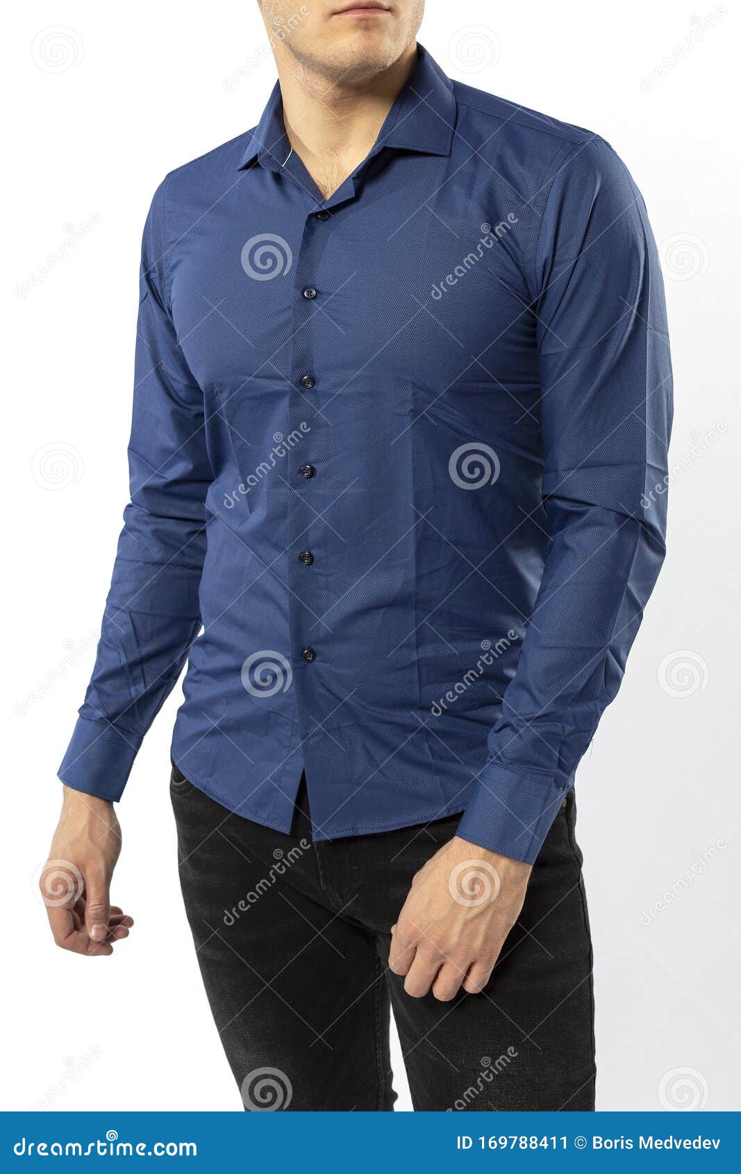 blue shirt with blue jeans