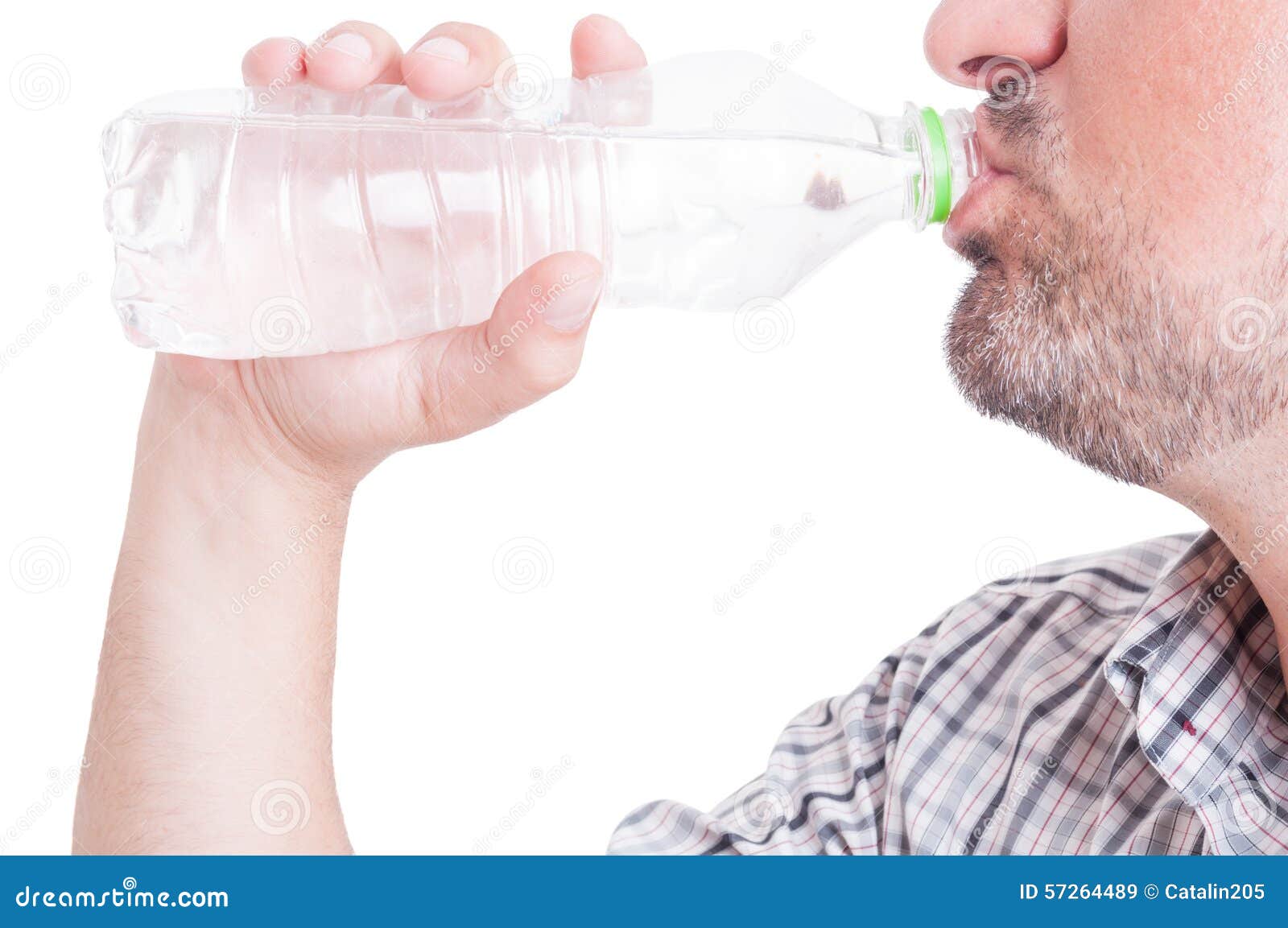 Drinking Cold Water From Copper Mugs Helps Kill Bacteria And Reduce