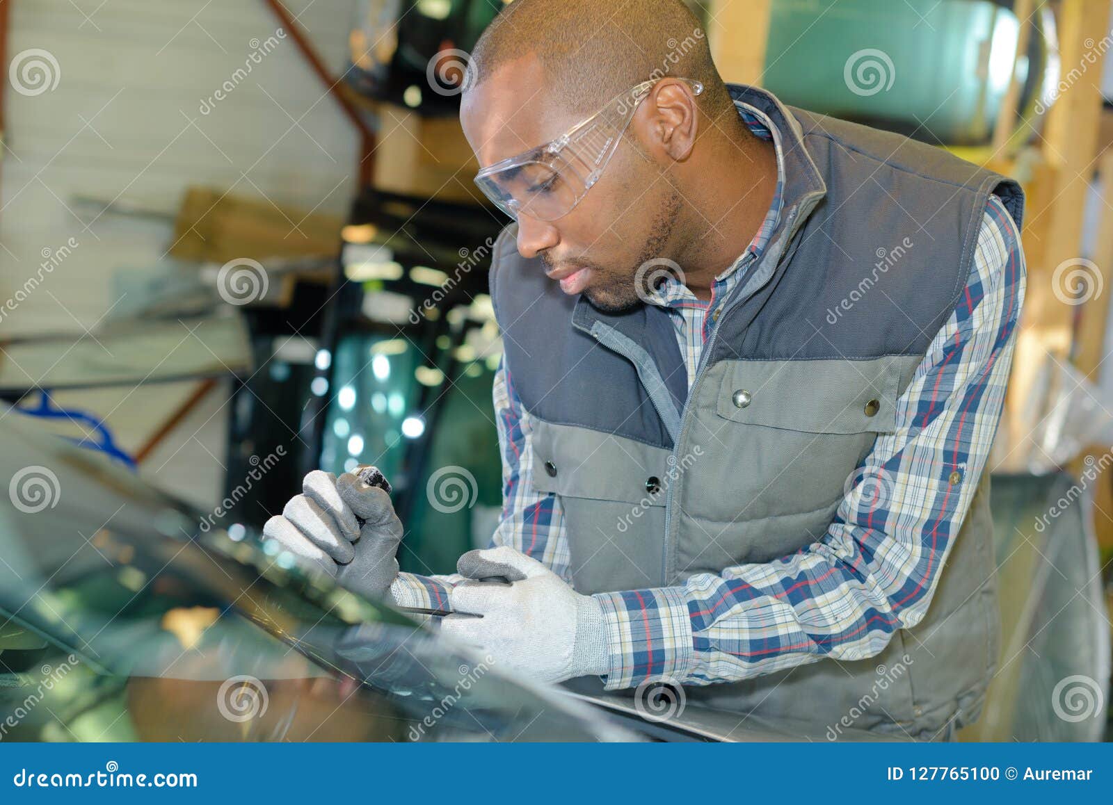 Man Fitting Windscreen in Car Stock Photo Image of motorcar, mechanic