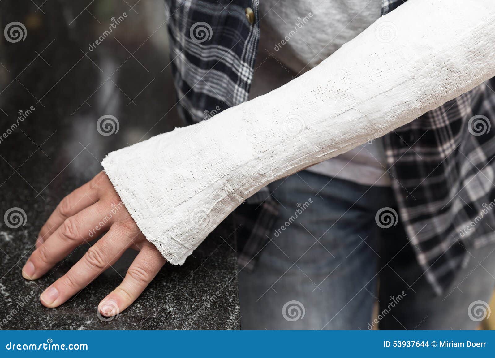 Man with injured arm stock photo. Image of hospital, healthcare 53937644