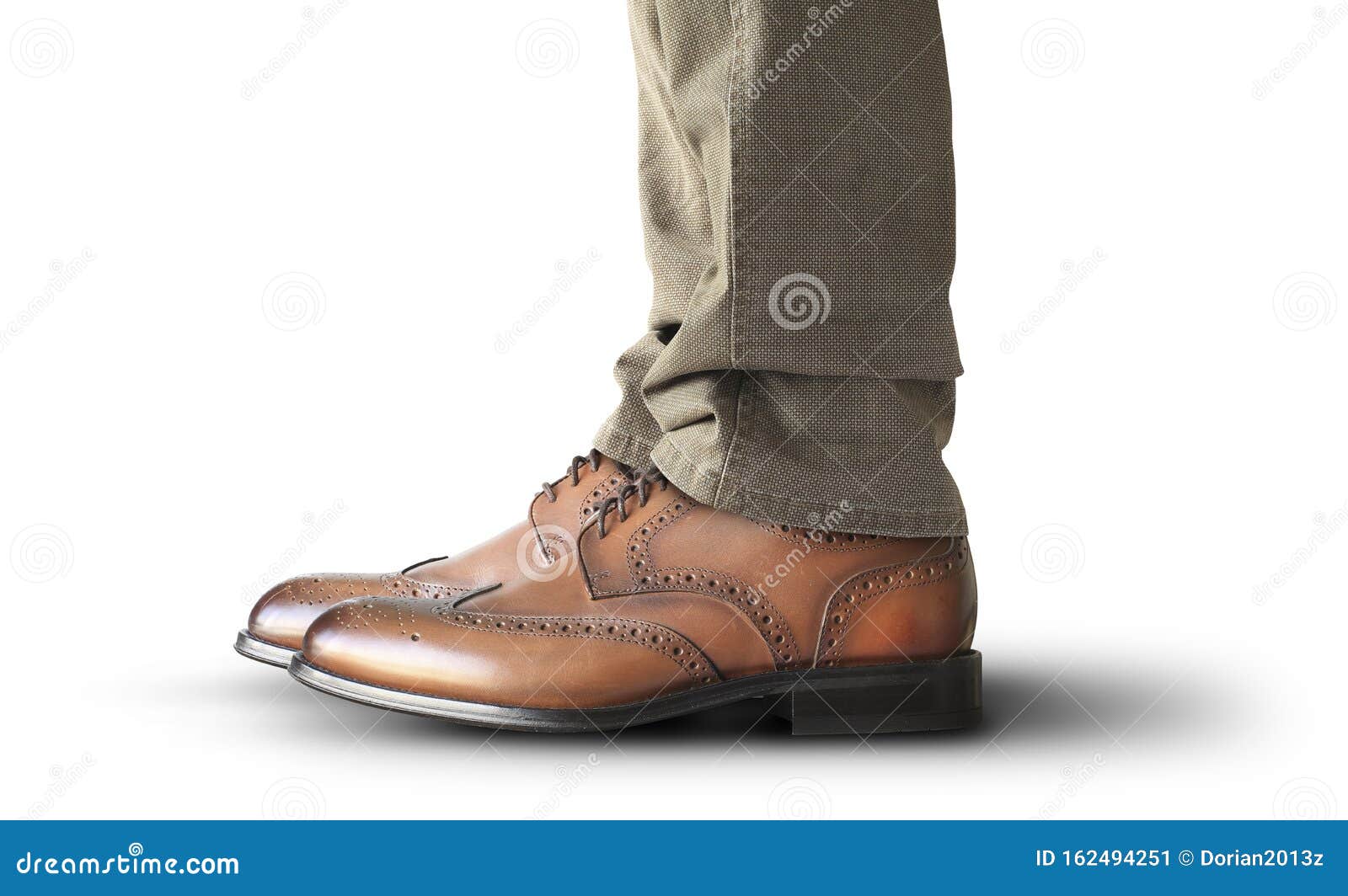 Man in klassieke schoenen stock Image - 162494251