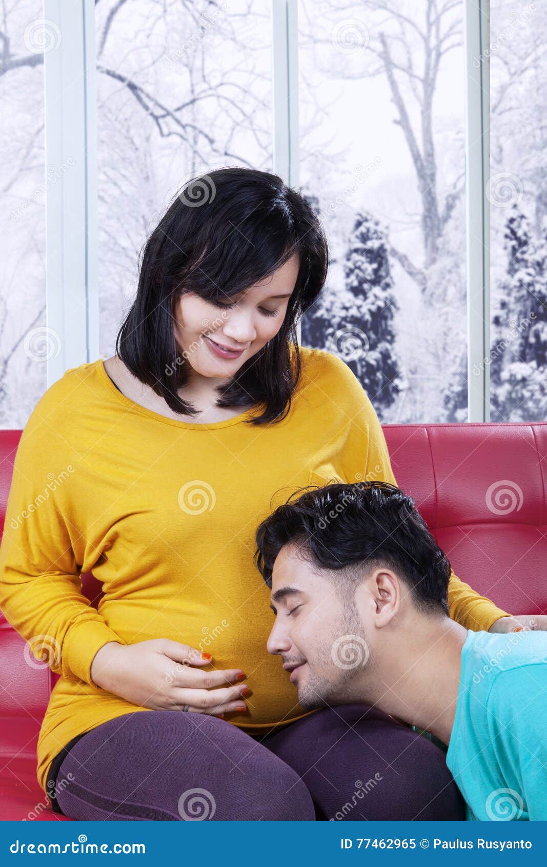 Man Listens To His Pregnant Wife Belly Stock Image Image Of Female Expectant 77462965