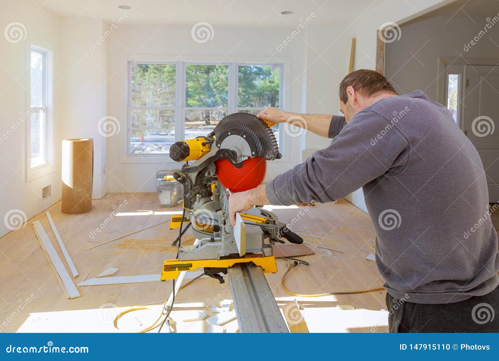 960 Trim Carpentry Photos Free Royalty Free Stock Photos From Dreamstime