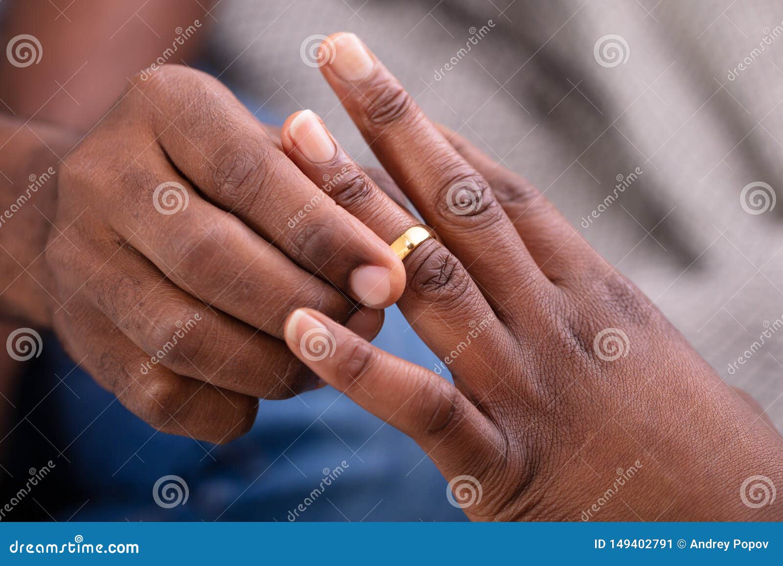 Ring Finger Woman Hand | 3d-mon.com