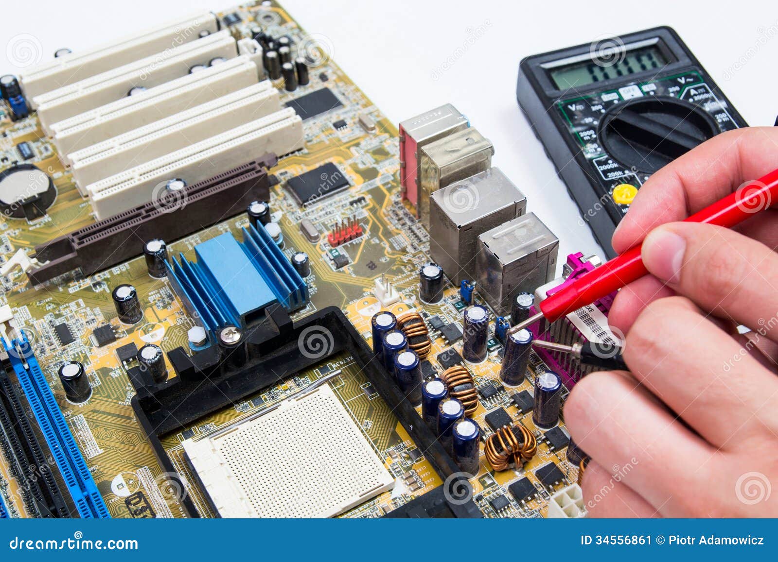 https://thumbs.dreamstime.com/z/man-repairing-computer-hardware-motherboard-measure-34556861.jpg
