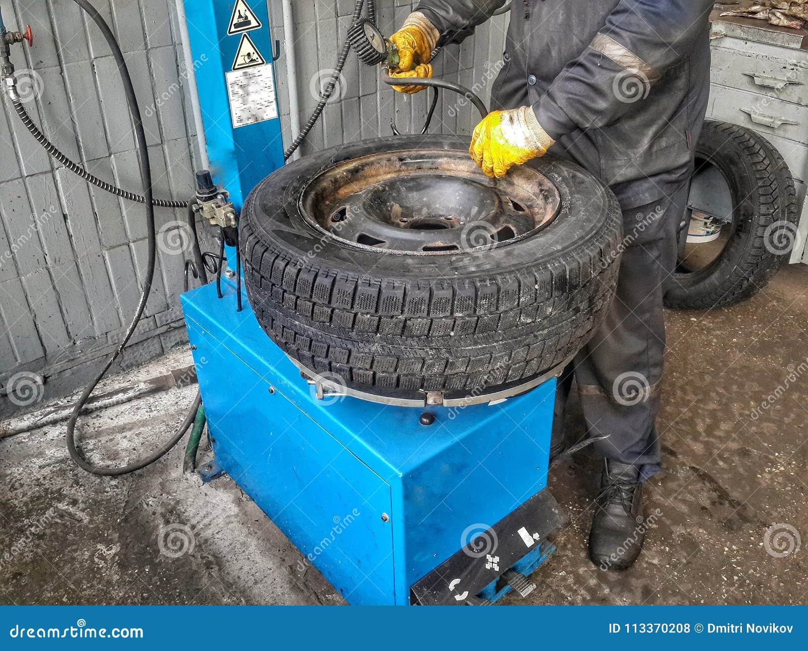 Mounting stock photo. Image of repairing, wheel, mounting 113370208