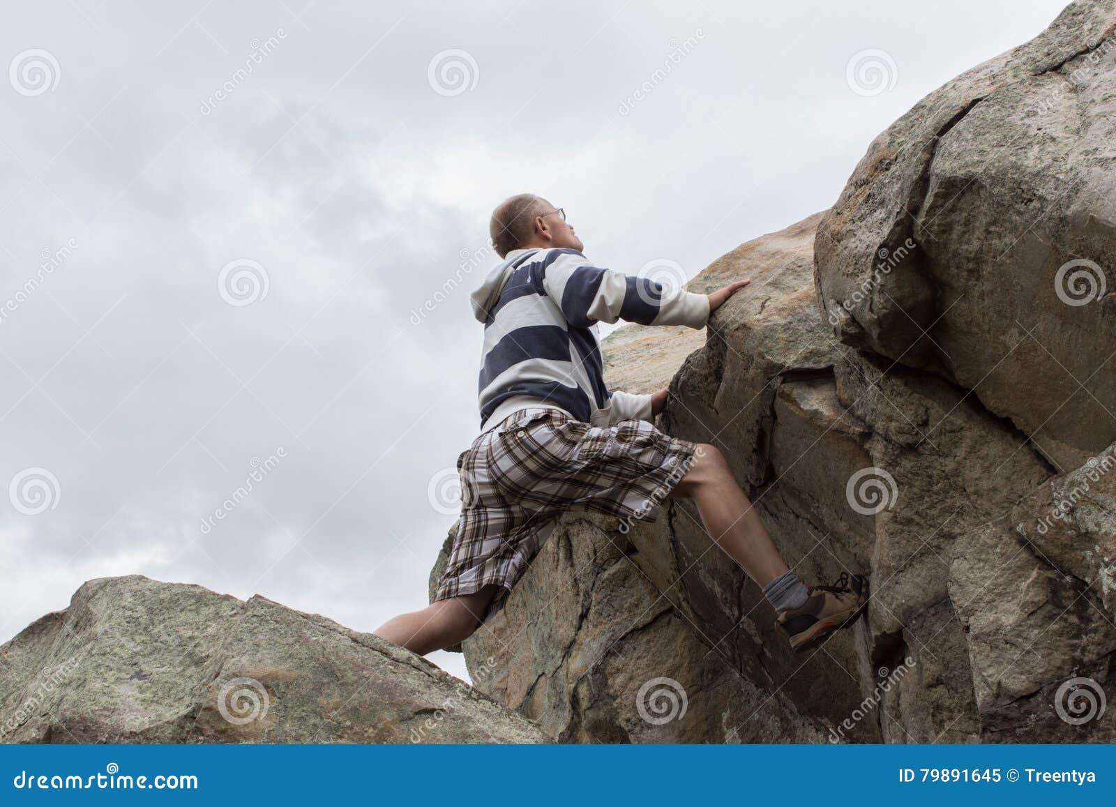 Man rock climbing stock image. Image of altitude, courage 79891645