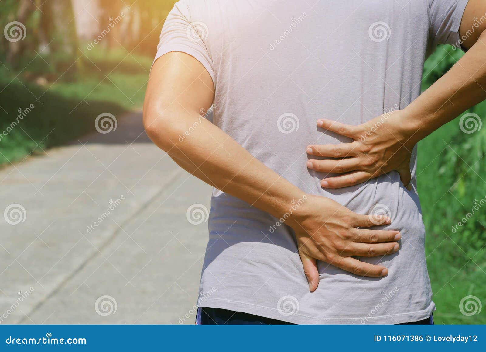 man runing with back pain